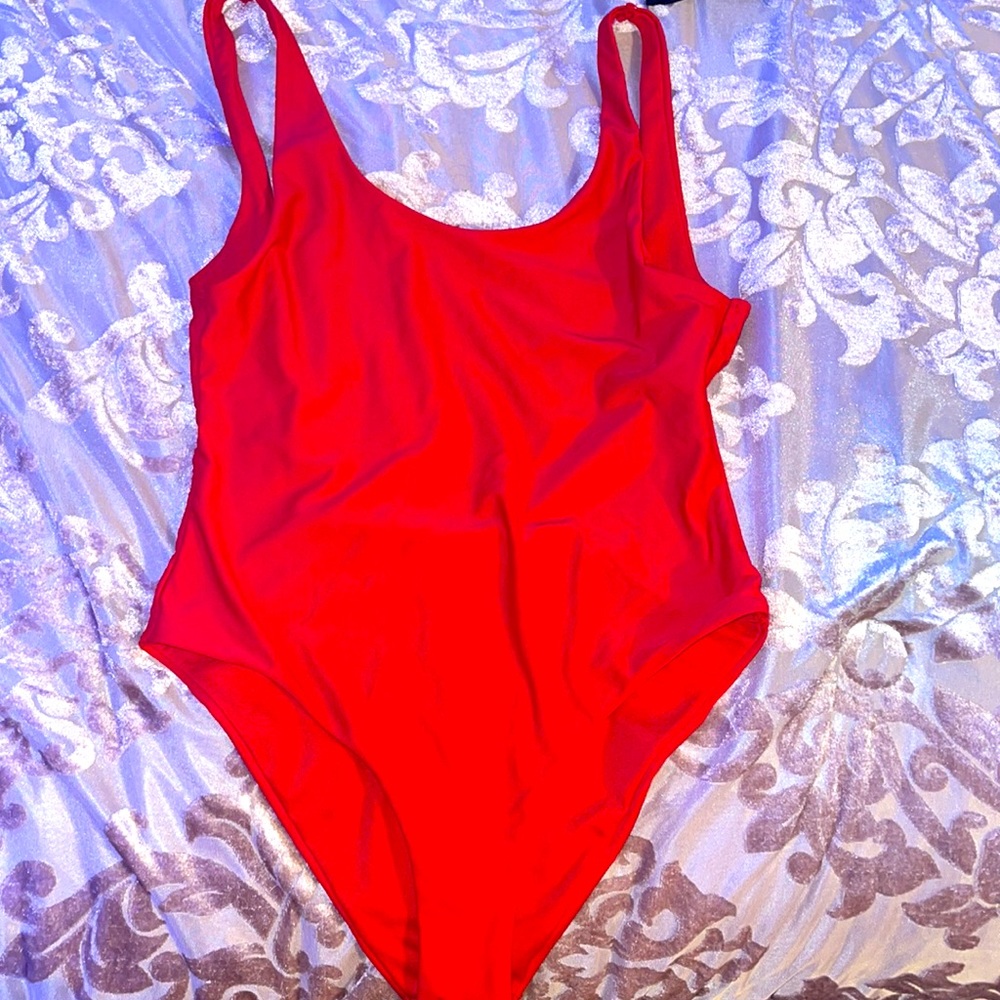 Red / one pieces / swimsuit